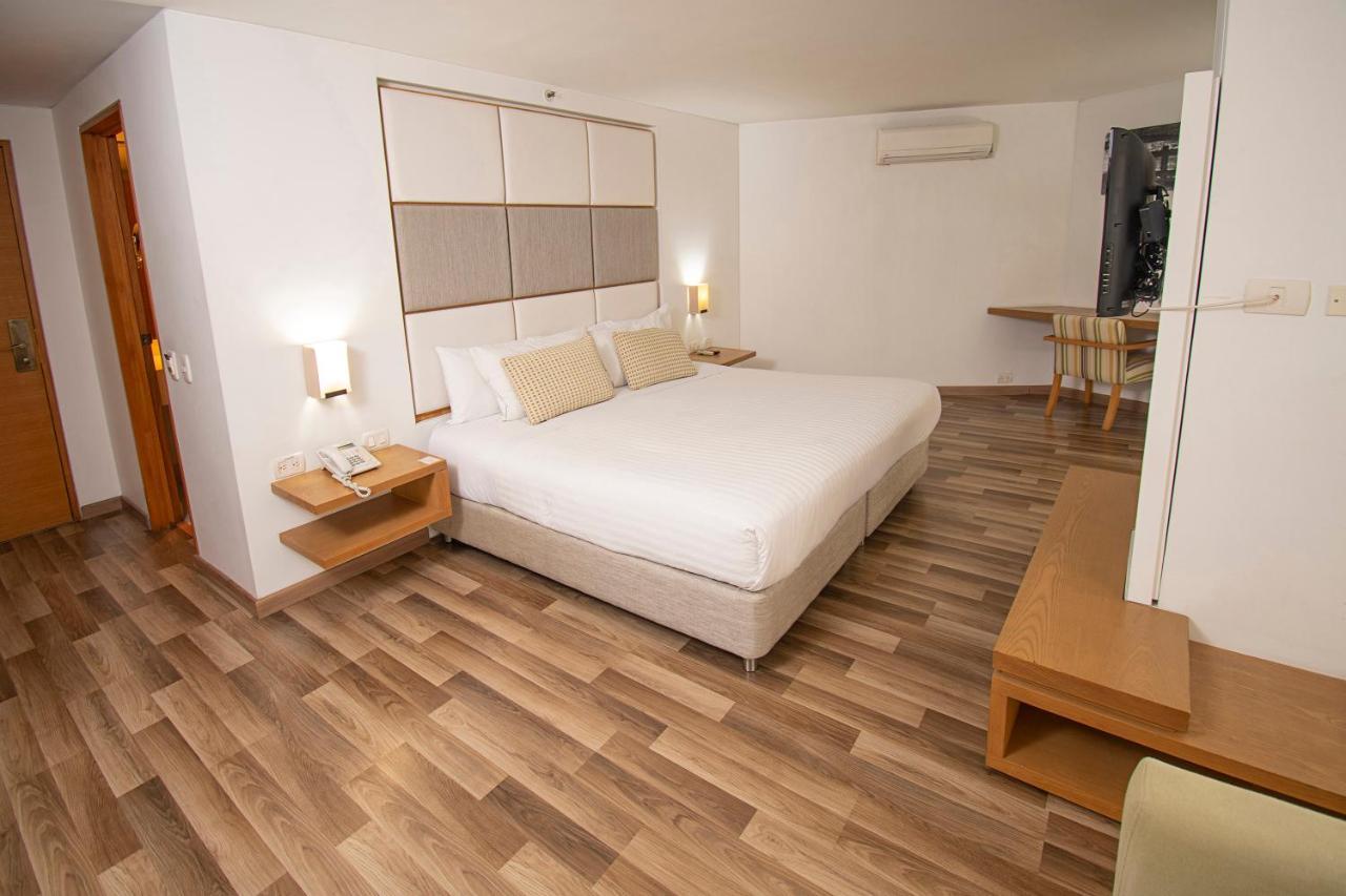 Hotel Cosmos Cali Zewnętrze zdjęcie