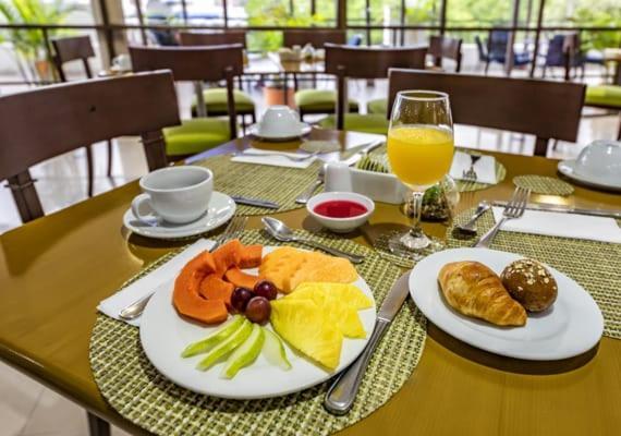 Hotel Cosmos Cali Zewnętrze zdjęcie