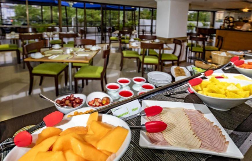 Hotel Cosmos Cali Zewnętrze zdjęcie